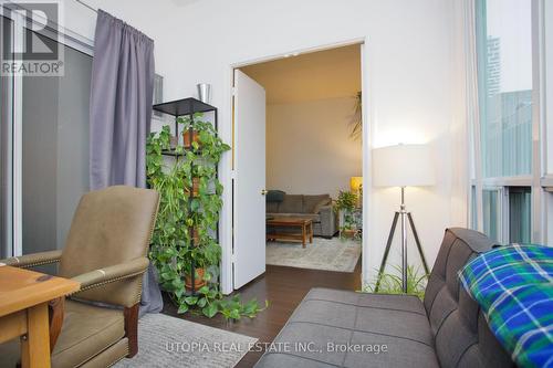 1017 - 7 King Street E, Toronto, ON -  With Exterior