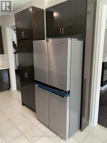 8 Tustin Road, Brampton, ON - Indoor Photo Showing Kitchen