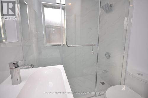 2 Ramsgate Road, Toronto, ON - Indoor Photo Showing Bathroom