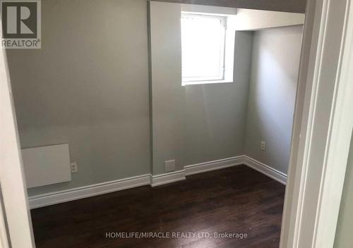 16 Janda Court, Toronto, ON - Indoor Photo Showing Other Room