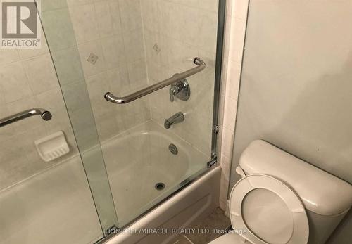 16 Janda Court, Toronto, ON - Indoor Photo Showing Bathroom