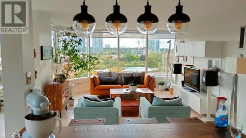 610 - 1 Palace Pier Court, Toronto, ON - Indoor