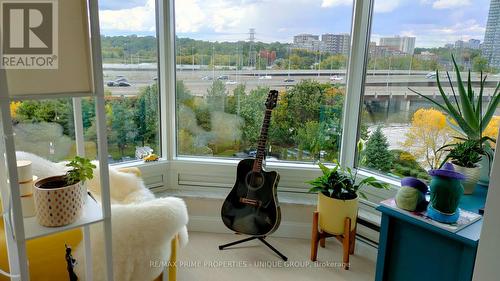 610 - 1 Palace Pier Court, Toronto, ON - Indoor