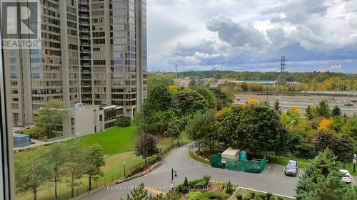 610 - 1 Palace Pier Court, Toronto, ON - Outdoor With View