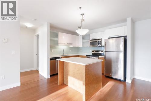 103C 415 Hunter Road, Saskatoon, SK - Indoor Photo Showing Kitchen