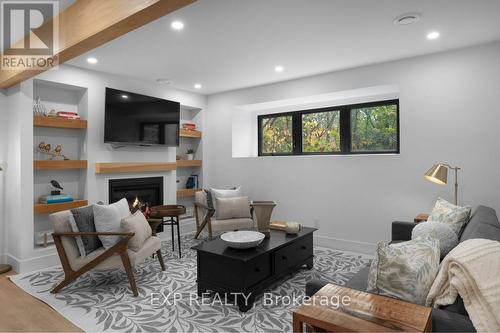 3169 King Street, Lincoln, ON - Indoor With Fireplace