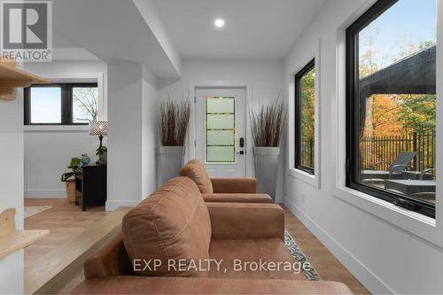 3169 King Street, Lincoln, ON - Indoor