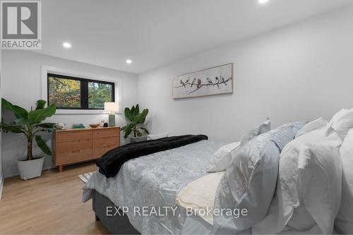 3169 King Street, Lincoln, ON - Indoor Photo Showing Bedroom