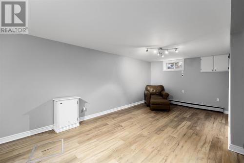 225 Hugill St, Sault Ste. Marie, ON - Indoor