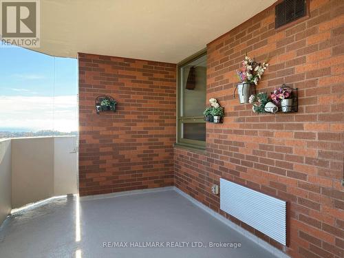 1801 - 121 Ling Road, Toronto, ON - Indoor Photo Showing Other Room