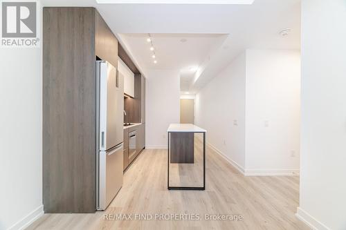 3105 - 395 Square One Drive, Mississauga, ON - Indoor Photo Showing Other Room