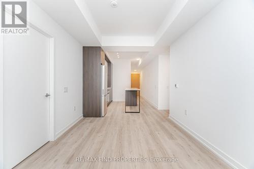 3105 - 395 Square One Drive, Mississauga, ON - Indoor Photo Showing Other Room