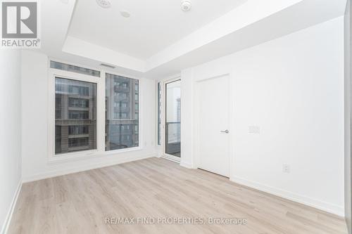 3105 - 395 Square One Drive, Mississauga, ON - Indoor Photo Showing Other Room