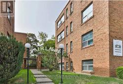107 - 3474 YONGE STREET  Toronto, ON M4N 2N4