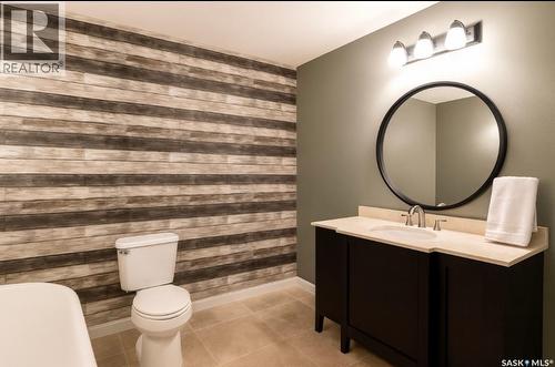 38 Railway Avenue, Plenty, SK - Indoor Photo Showing Bathroom