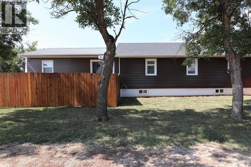 38 Railway Avenue, Plenty, SK - Outdoor