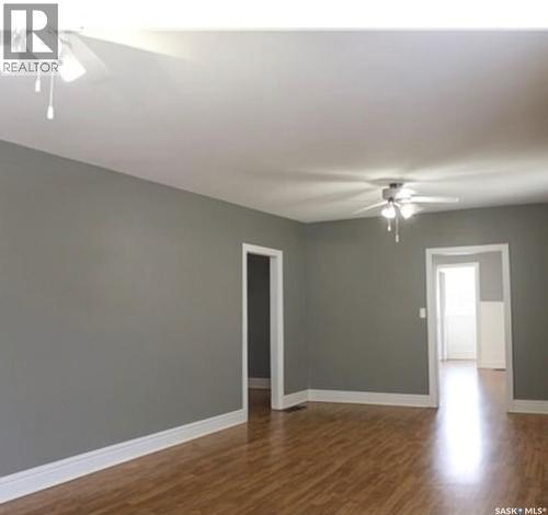 38 Railway Avenue, Plenty, SK - Indoor Photo Showing Other Room