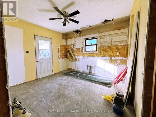 132 Metcalfe Street S, Norfolk, ON - Indoor Photo Showing Other Room