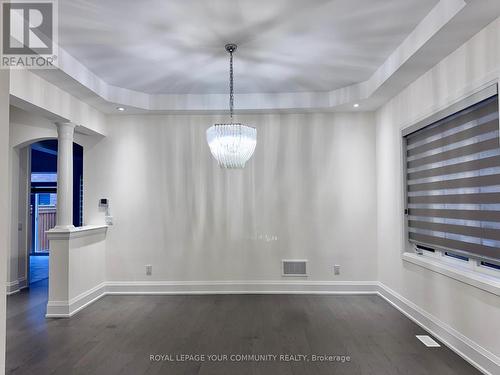 38 Elverton Crescent, Brampton, ON - Indoor Photo Showing Other Room