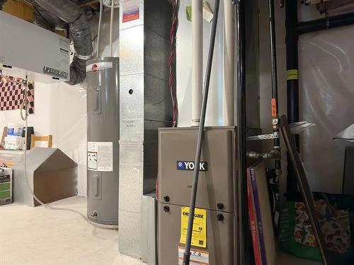 77 Larry Vickar Dr, Winnipeg, MB 