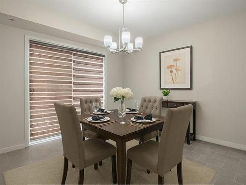 77 Larry Vickar Dr, Winnipeg, MB 