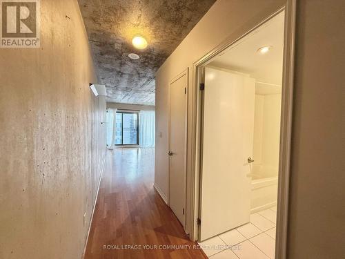 1305 - 22 Wellesley Street, Toronto, ON - Indoor Photo Showing Other Room
