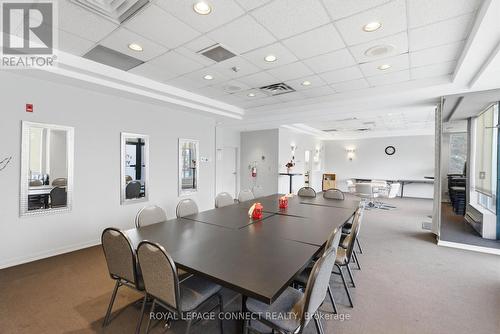 514 - 711 Rossland Road E, Whitby, ON - Indoor Photo Showing Dining Room