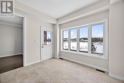62 Nicort Road, Wasaga Beach, ON - Indoor Photo Showing Other Room