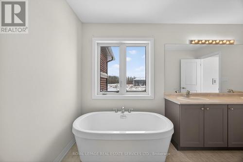 62 Nicort Road, Wasaga Beach, ON - Indoor Photo Showing Bathroom