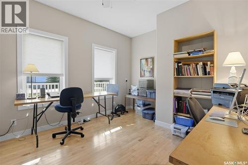 4005 3Rd Avenue W, Waldheim, SK - Indoor Photo Showing Office