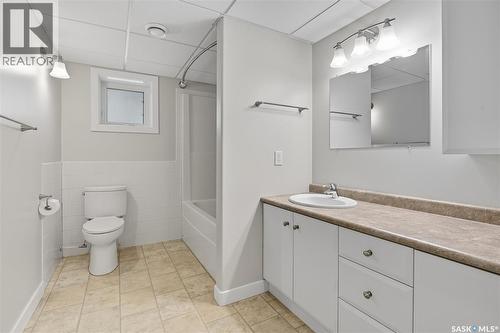 4005 3Rd Avenue W, Waldheim, SK - Indoor Photo Showing Bathroom