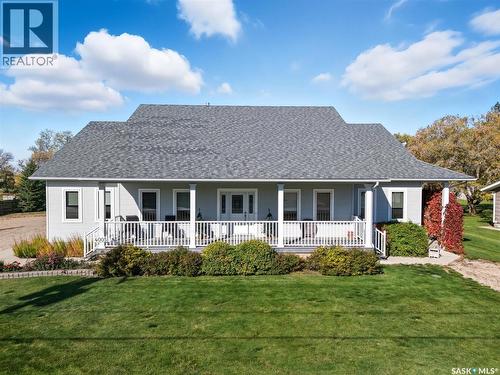 4005 3Rd Avenue W, Waldheim, SK - Outdoor With Deck Patio Veranda