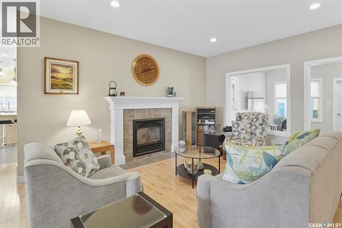 4005 3Rd Avenue W, Waldheim, SK - Indoor Photo Showing Living Room With Fireplace