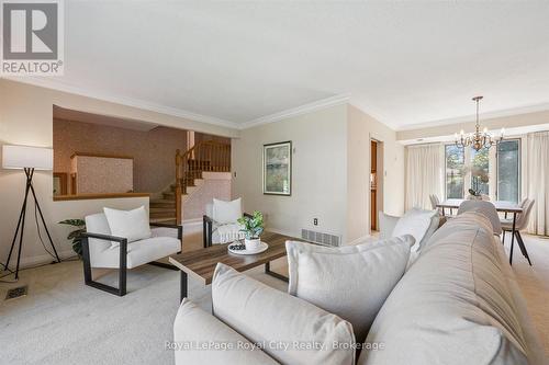 67 Woodside Road, Guelph (Dovercliffe Park/Old University), ON - Indoor Photo Showing Living Room