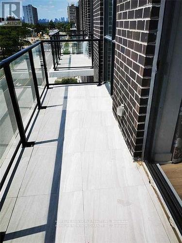 417 - 150 Fairview Mall Drive, Toronto, ON - Outdoor With Exterior