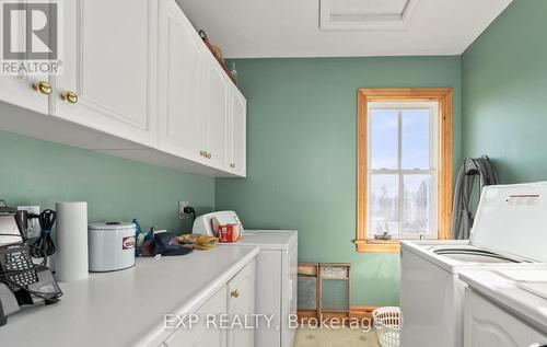 Main Level Laundry - 8923 Morning Glory Road, Georgina, ON 