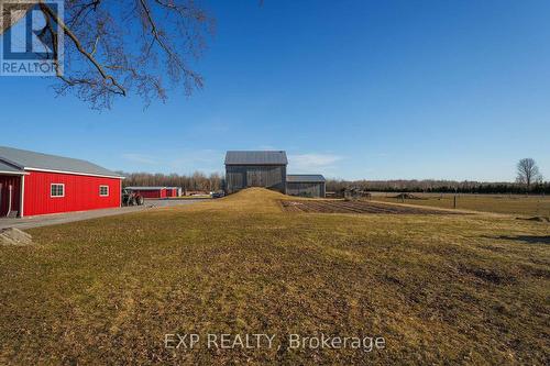 Large Barn & Fenced Animal Pastures - 8923 Morning Glory Road, Georgina, ON 