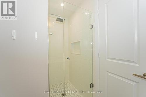 93 Cornell Rouge Boulevard, Markham, ON - Indoor Photo Showing Bathroom
