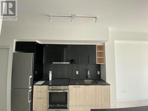 1003 - 31 Tippett Road, Toronto, ON - 