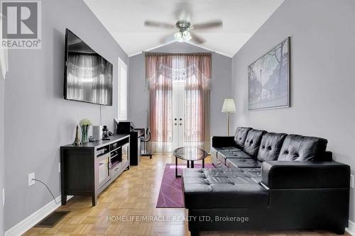 Upper - 51 Connolly Crescent, Brampton, ON - Indoor Photo Showing Living Room