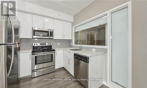417 - 1291 Gordon Street, Guelph (Kortright East), ON - Indoor Photo Showing Kitchen