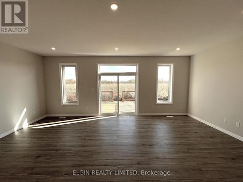 75 Braun Avenue, Tillsonburg, ON - Indoor Photo Showing Other Room