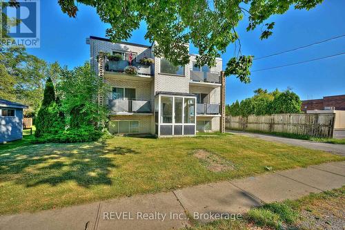 3865 FRONT STREET  Niagara Falls (Chippawa), ON L2G 8G3