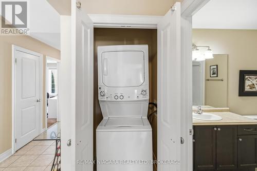 3959 Lower Coach Road, Fort Erie (Stevensville), ON - Indoor Photo Showing Laundry Room