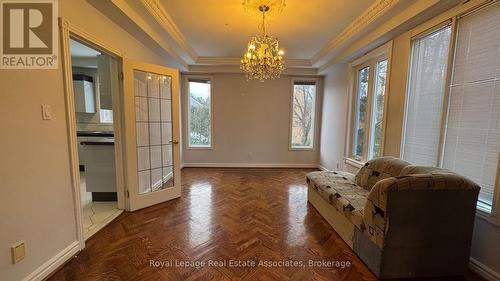 Upper - 2501 Mississauga Road, Mississauga, ON - Indoor Photo Showing Other Room