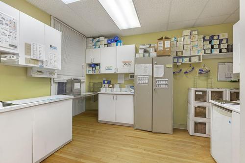 Commerce - 780 Boul. St-Joseph E., Montréal (Le Plateau-Mont-Royal), QC - Indoor Photo Showing Kitchen