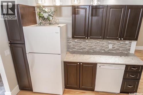 409 29Th Street W, Saskatoon, SK - Indoor Photo Showing Kitchen