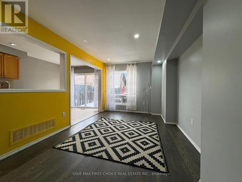 3395 Scotch Pine Gate, Mississauga, ON - Indoor Photo Showing Other Room