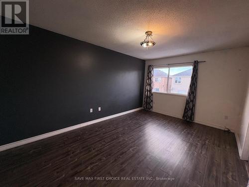 3395 Scotch Pine Gate, Mississauga, ON - Indoor Photo Showing Other Room