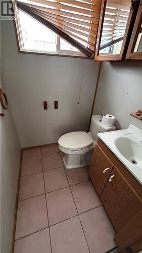 80 Main Street E, Chelmsford, ON - Indoor